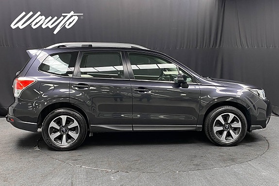 Subaru Forester 3 of 5