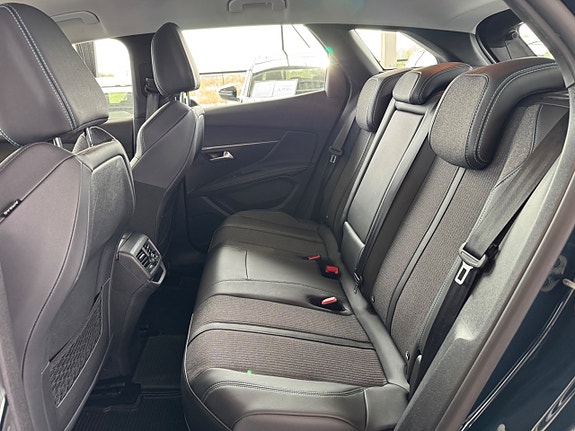 Peugeot 3008 6 of 11