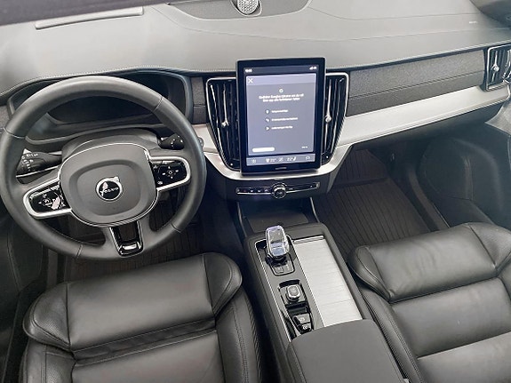 Volvo XC90 9 of 18
