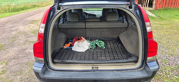 Volvo V70 13 of 17