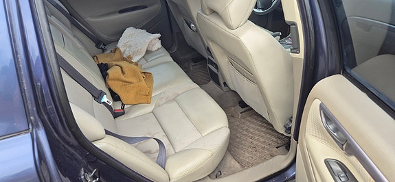 Volvo V70 15 of 17