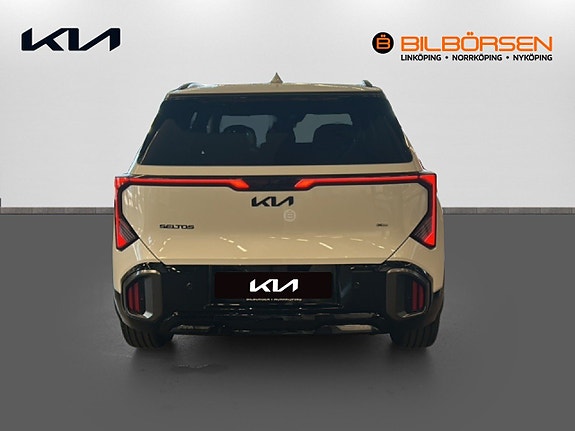 Kia Seltos 5 of 5