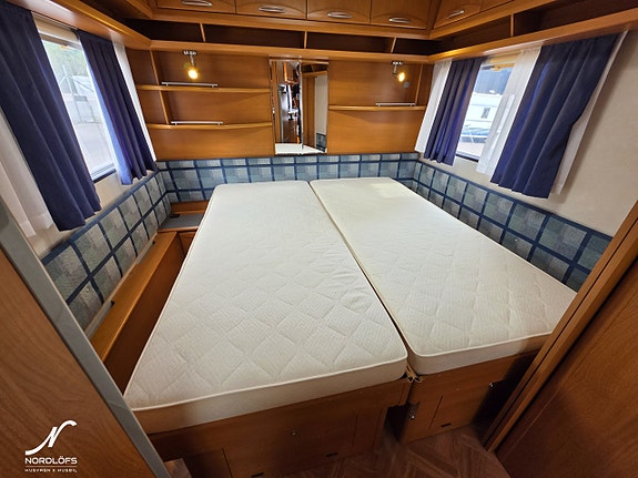 Adria UNICA C 613 UL Alde / Förtält Isabella 11 of 13