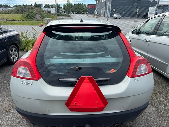 Volvo C30 2 of 8