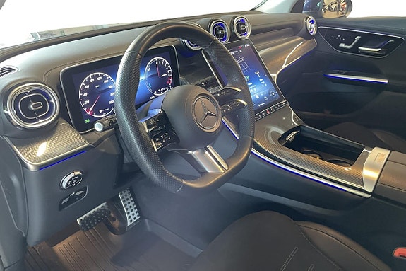 Mercedes-Benz GLC300 de 11 of 22
