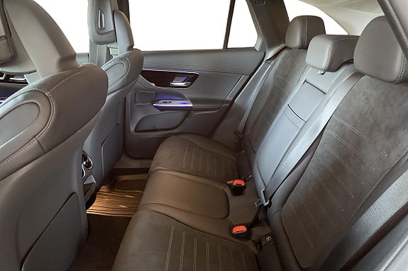 Mercedes-Benz GLC300 de 10 of 22