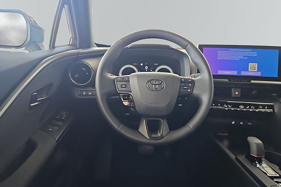 Toyota C-HR 9 of 15
