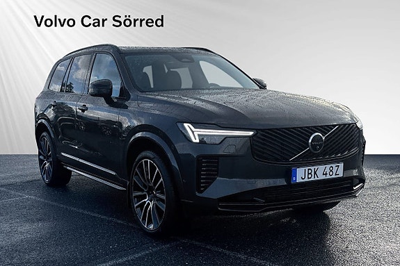 Volvo XC90 6 of 19