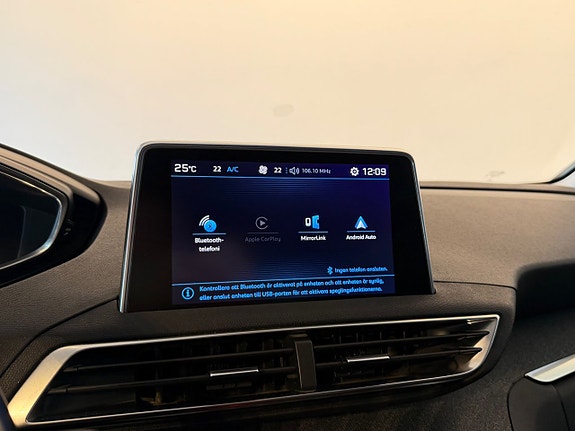 Peugeot 5008 15 of 26