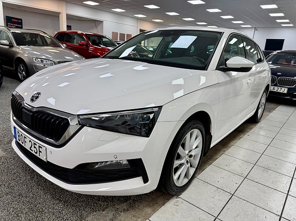 Skoda Scala 2 of 5