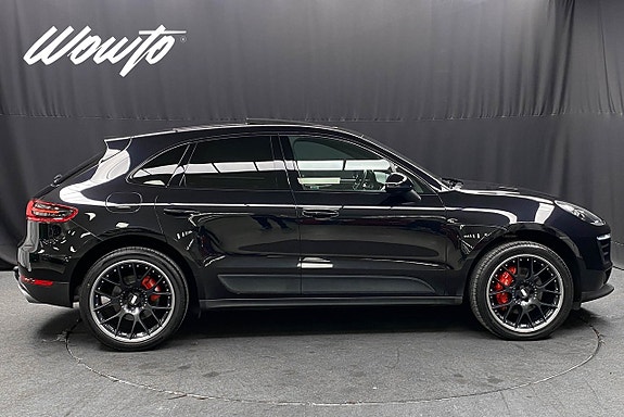 Porsche Macan S 3 of 5