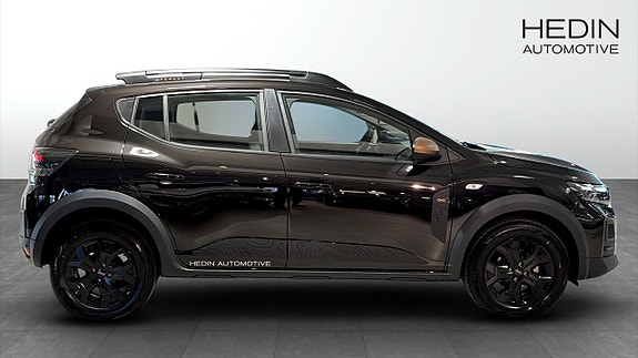 Dacia Sandero 3 of 10