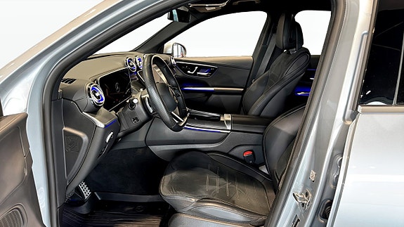 Mercedes-Benz GLC300 de 5 of 16