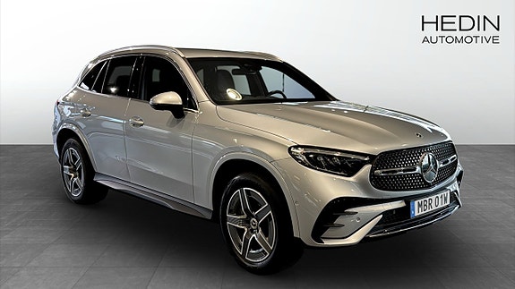 Mercedes-Benz GLC300 de 2 of 16