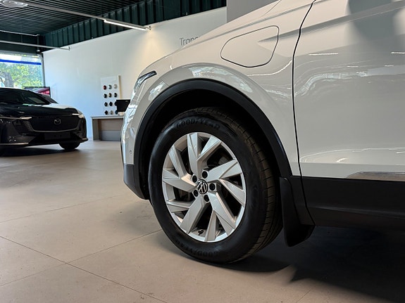 Volkswagen Tiguan 4 of 20
