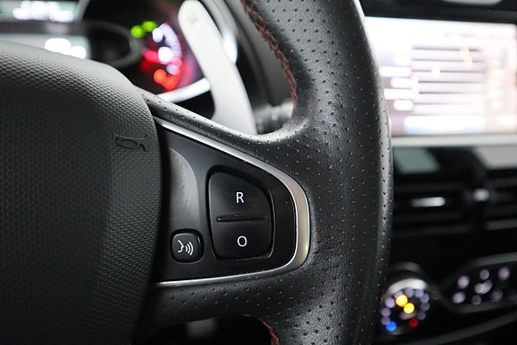 Renault Clio 16 of 22