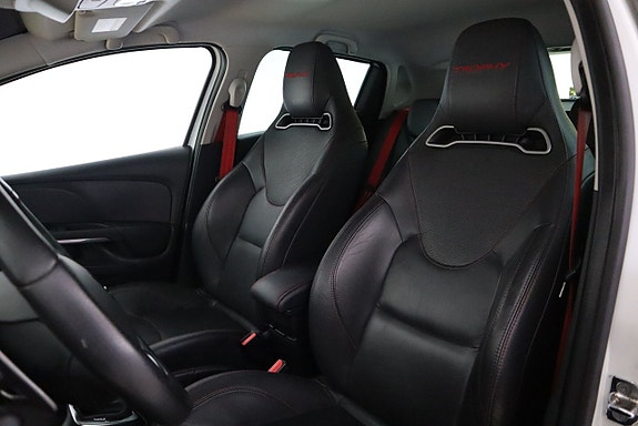 Renault Clio 12 of 22