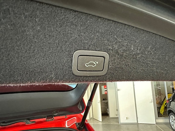 Volvo XC60 6 of 22