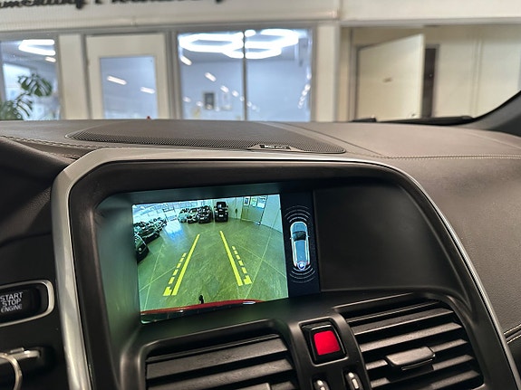 Volvo XC60 18 of 22