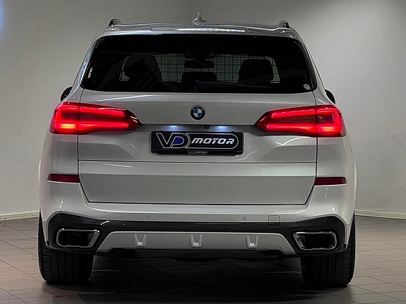 BMW X5 6 of 21