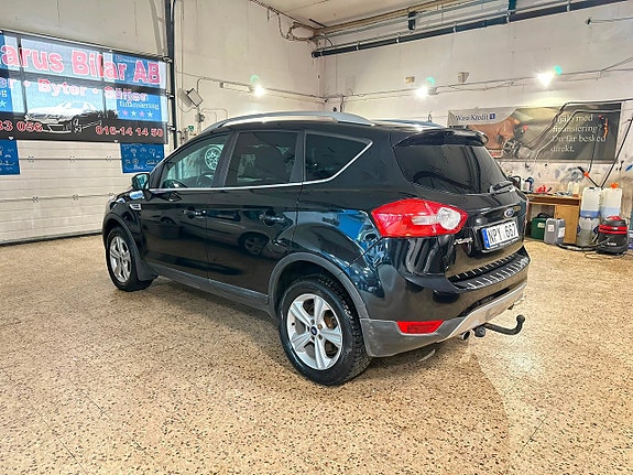 Ford Kuga 5 of 15