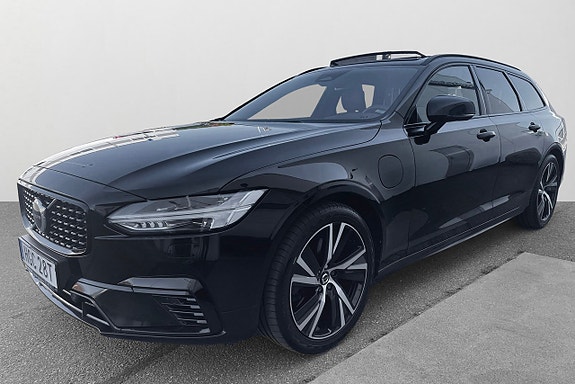 Volvo V90 3 of 21