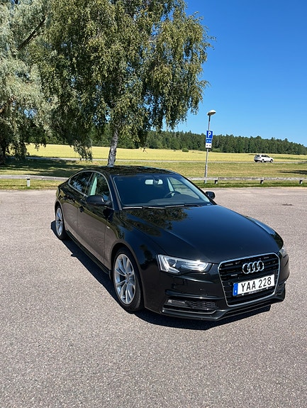 Audi A5 2 of 16