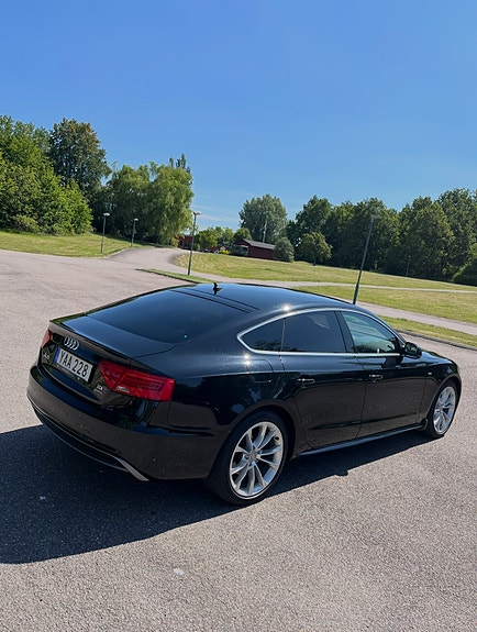 Audi A5 9 of 16