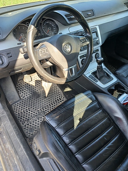 Volkswagen Passat 3 of 5