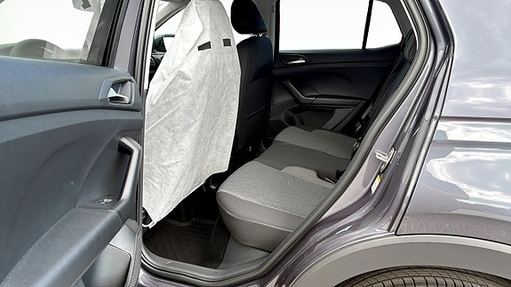 Volkswagen T-Cross 8 of 11