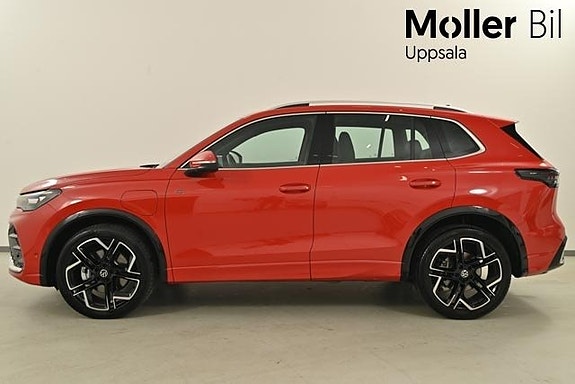 Volkswagen Tiguan 7 of 12