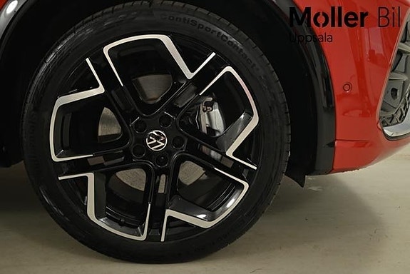 Volkswagen Tiguan 10 of 12
