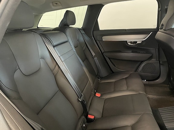 Volvo V90 15 of 25