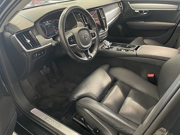 Volvo V90 14 of 25