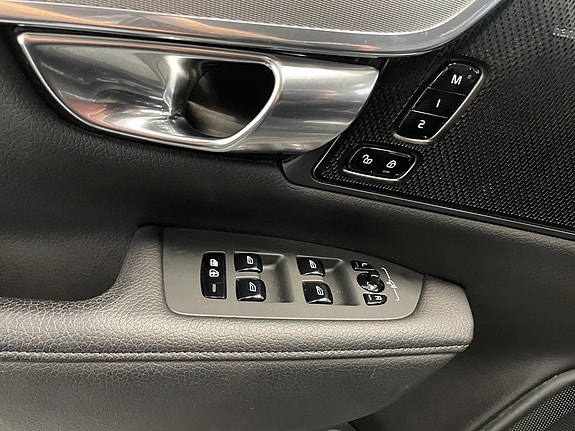 Volvo V90 17 of 25