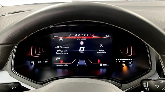 Seat Arona 17 of 17