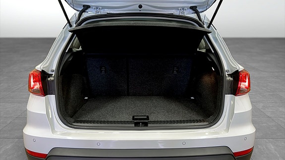 Seat Arona 12 of 17