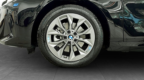 BMW 120 9 of 12