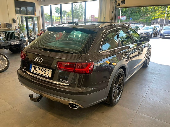 Audi A6 allroad 5 of 5