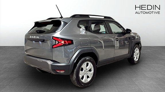 Dacia Duster 2 of 5