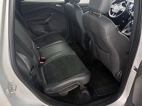 Ford Kuga 14 of 21