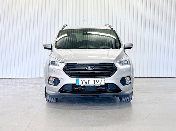 Ford Kuga 8 of 21