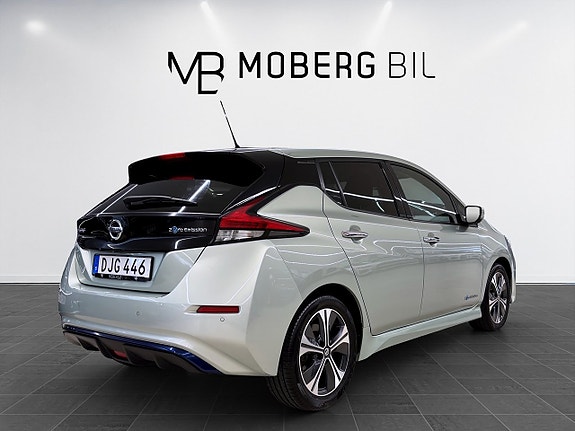 Nissan Leaf 5 of 5