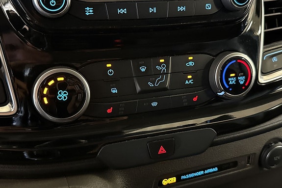 Ford Transit Custom 14 of 19