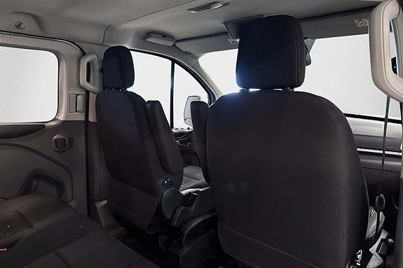 Ford Transit Custom 12 of 19
