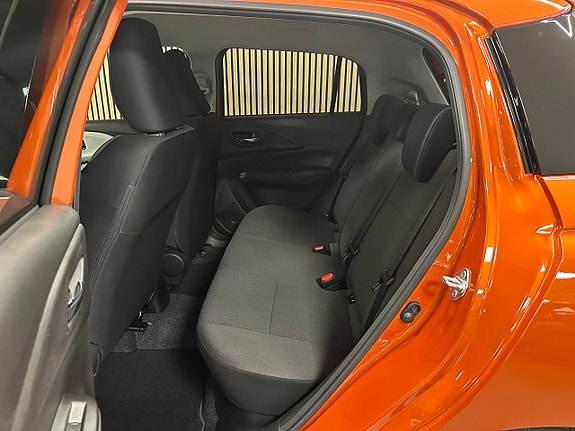 Suzuki Swift 14 of 14