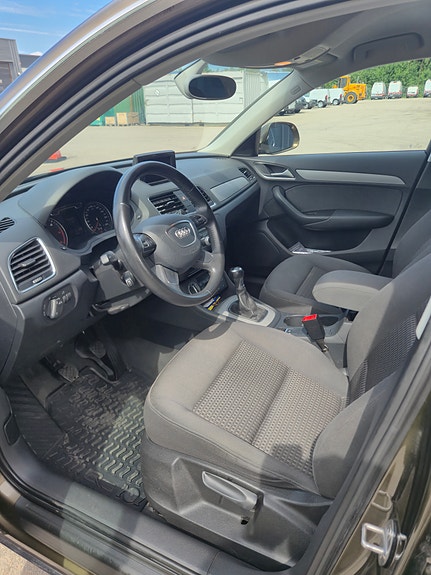 Audi Q3 6 of 11