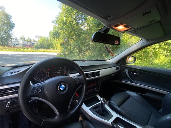 BMW 320d 6 of 7
