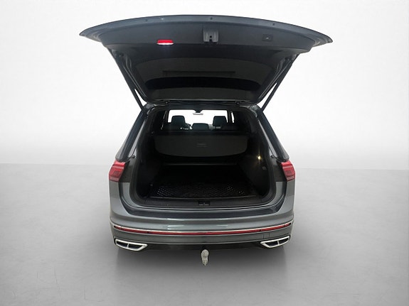 Volkswagen Tiguan Allspace 24 of 30