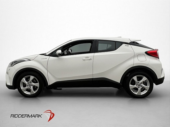 Toyota C-HR 4 of 29